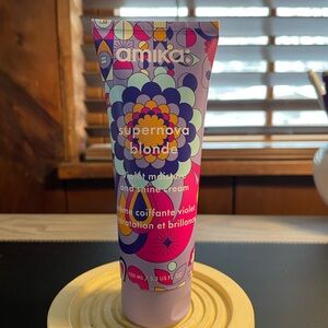 Amika Supernova Blonde Cream 3.3 oz